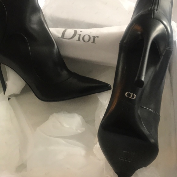 Dior lady shoes - Picture 3 of 4